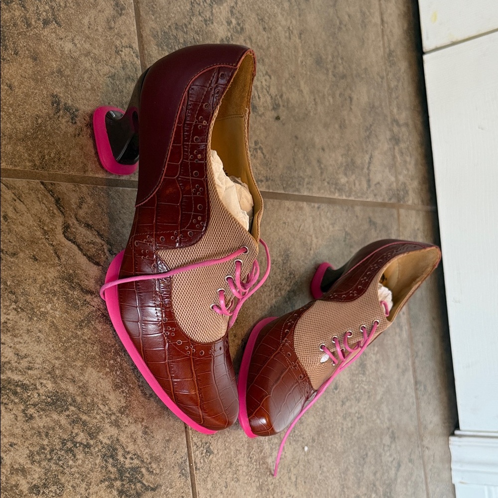 John Fluevog Brown and Pink Heels
